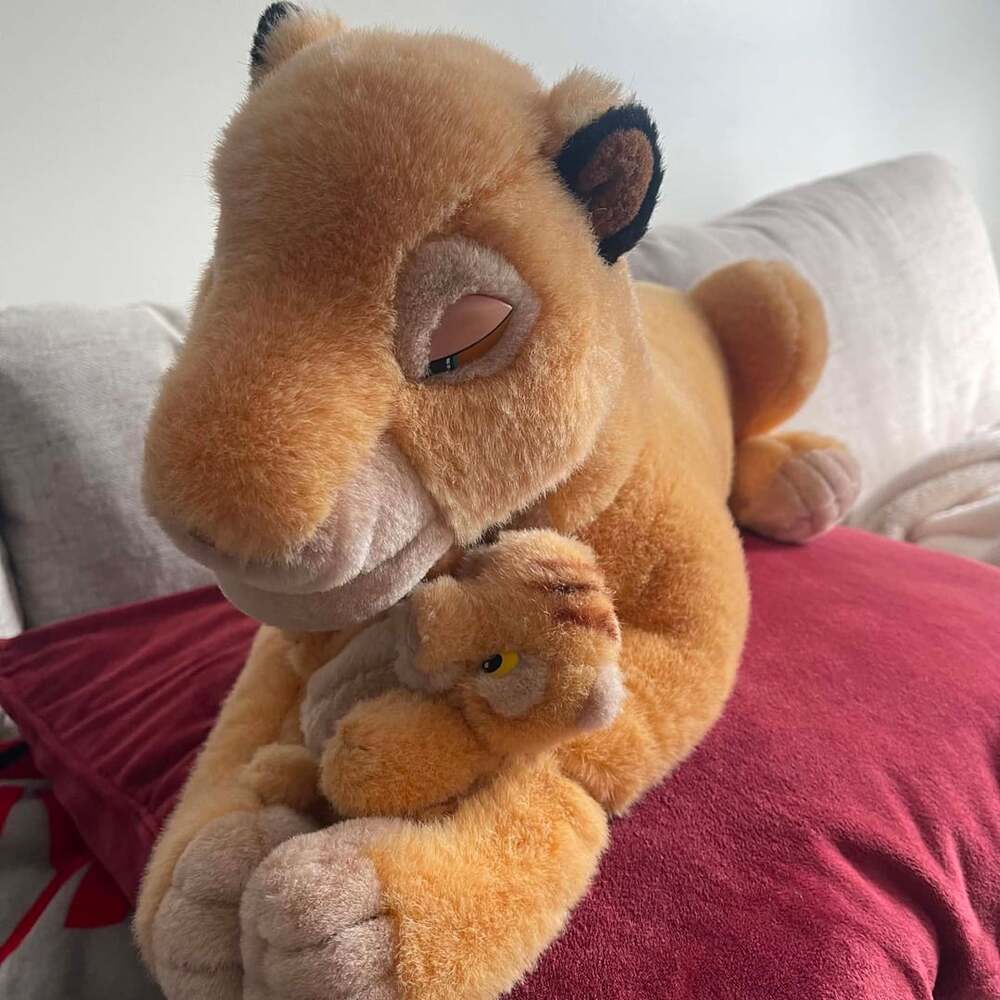 Disney Store VTG Lion King Large Lioness Sarabi & 5" Simba Puppet Plush Toy GUC